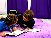 Twinks Damien Belle Vie and Craig Ashton are doing their homework and can hardly heart on the task at guardianship free gay big cock twink